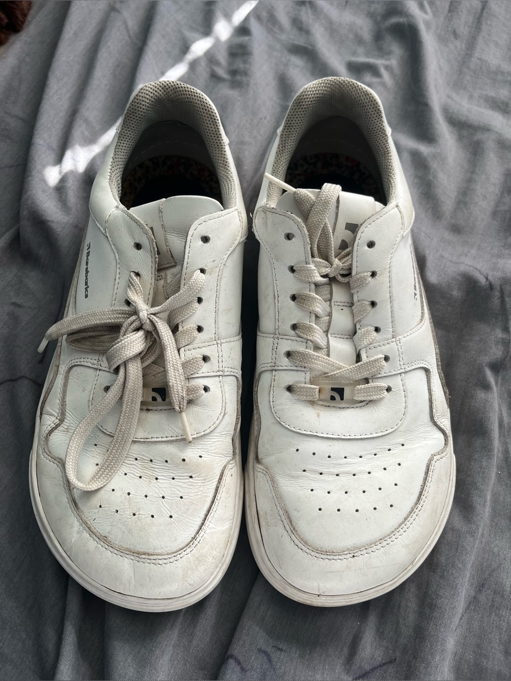 Men's White Leather Casual Sneakers - Classic Low-Top-barebarics